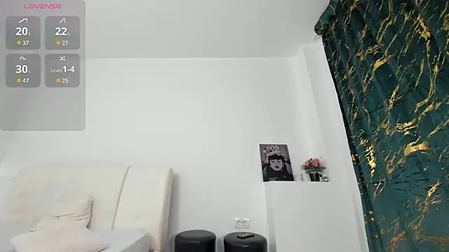 innocent_eva1's Live XXX Chat