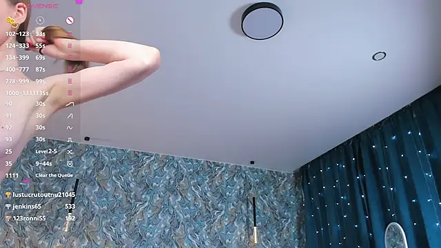 Chat XXX en directo de OdellaFrake