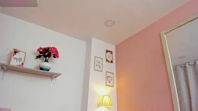 LauraRaidern Live XXX chat