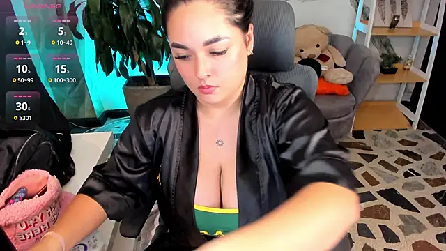 CelesteBrucee's Live XXX Chat