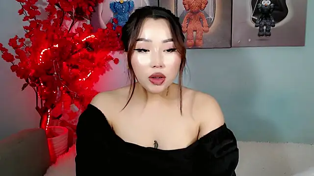 ichiben's Live XXX Chat