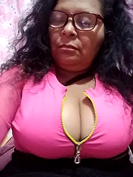 Amarantha25's Live XXX Chat