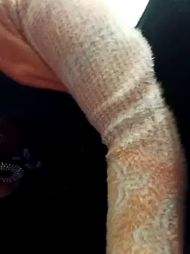 Mohni_love: διαδικτυακό σόου στην κάμερα