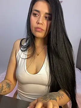 sophyy_white's Live XXX Chat