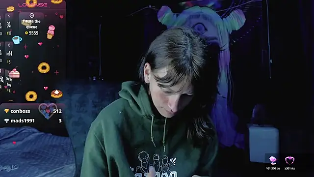 دردشة Summer_XO الجنسية المباشرة