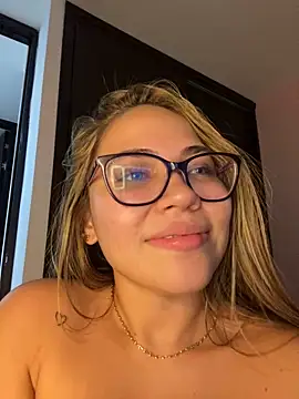 NatashaCruz- 现场XXX聊天