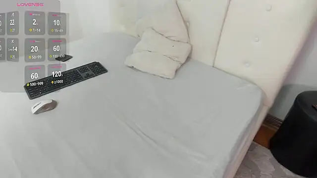 innocent_eva1: απευθείας συνομιλία ΧΧΧ