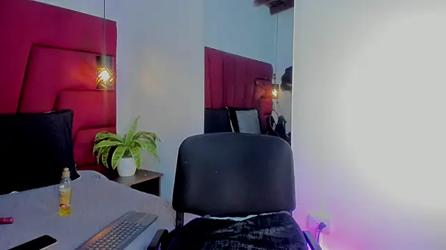 LadyLuminary's Live XXX Chat