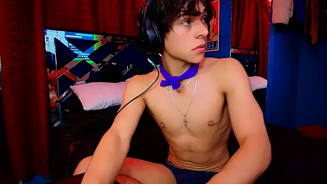 Онлайн чат XXX Luke_Howland