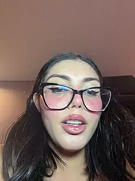 zui_lu's Live XXX Chat