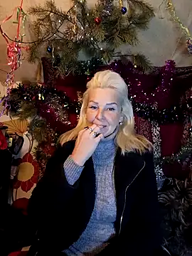 CassandraSandra44's Live XXX Chat