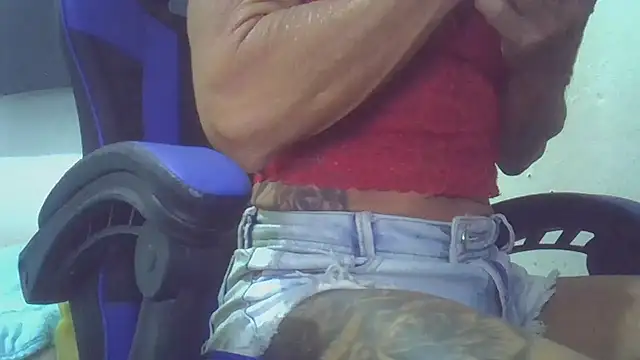 Cris_Exotica Chat XXX in diretta