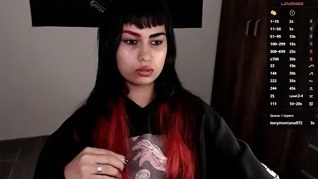 Little-Lucifern Live XXX chat