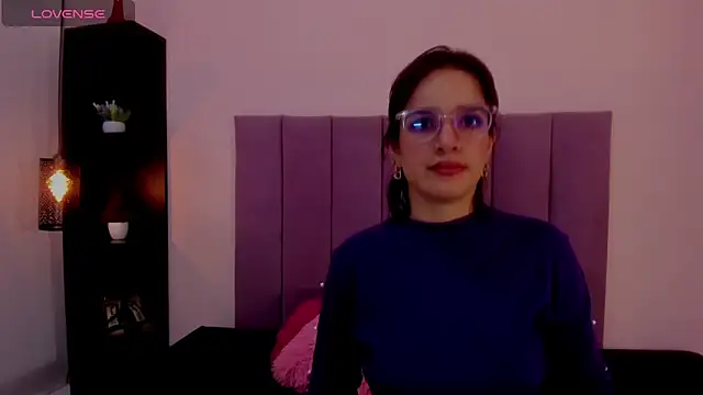 Chatroom XXX en direct de Annyrosee