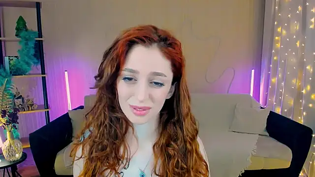 ChristinaConteeree's Live XXX Chat