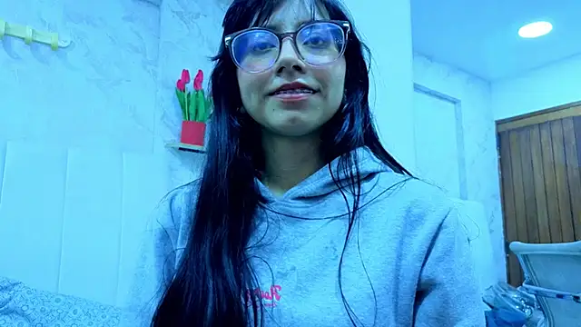 VioletxBloom's Live XXX Chat