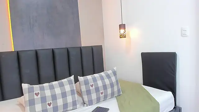 ScarlettVex__'s Live XXX Chat