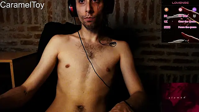 CaramelToy Adlı Modelin Web Kamerası Şovu