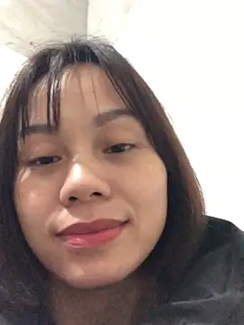 Sarahkiu's Live XXX Chat