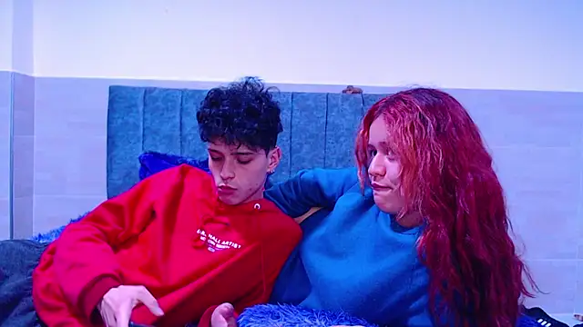 hottie_couplee Adlı Modelin Canlı XXX Sohbeti