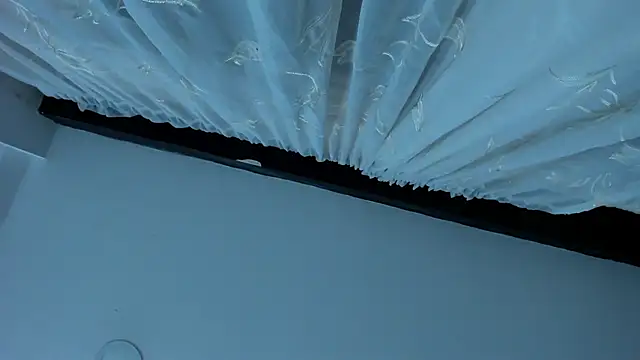 ChannelWhitee_ Live XXX-chat