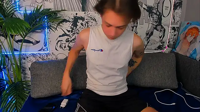 PaulWilliamsy's Live XXX Chat