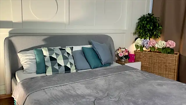 Adele_Shy_'s Live XXX Chat