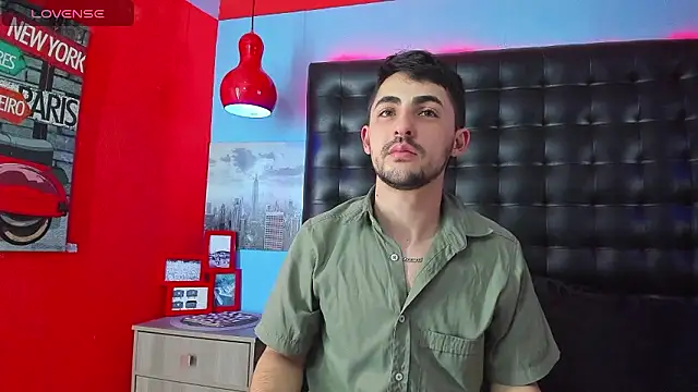 Jo_Silva99's Webcam Show