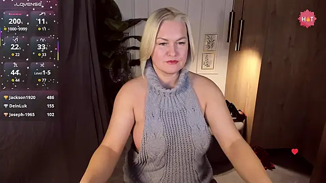 Chatroom XXX en direct de YolandaKiss