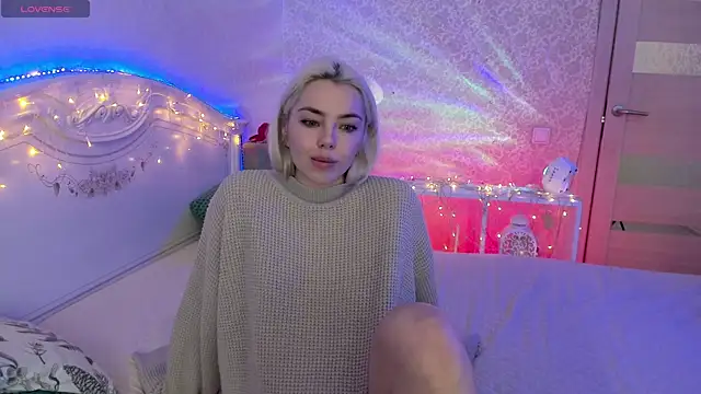 LillyMoure_'s Live XXX Chat