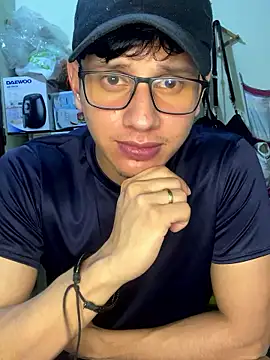 แชท XXX สดของ oppaboy