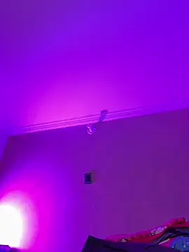 aurora_divine's Live XXX Chat