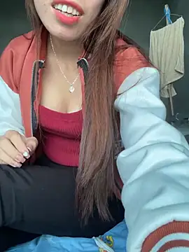 nhinhi-sexy's Live XXX Chat