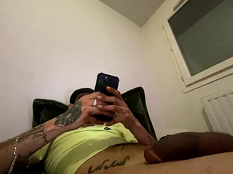 Chat XXX ao vivo de Rebeu313