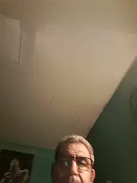 delfi6's Live XXX Chat