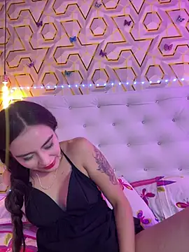 Chatroom XXX en direct de MelanyyJhonson15