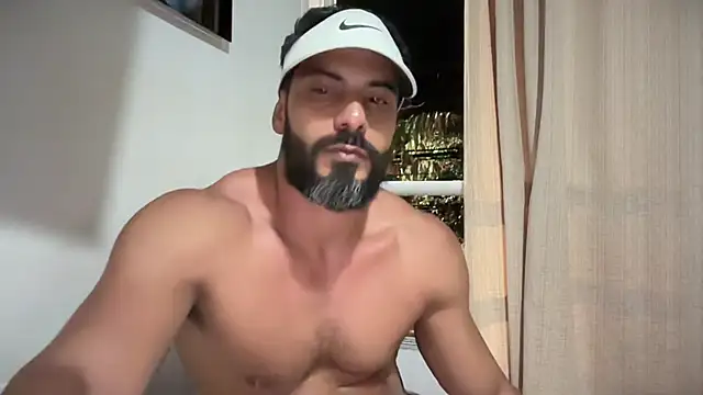 romeolovedark Adlı Modelin Canlı XXX Sohbeti