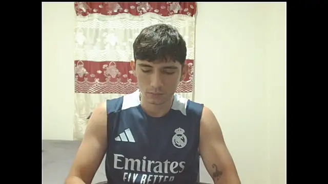 ChicoMaloFfF's Live XXX Chat