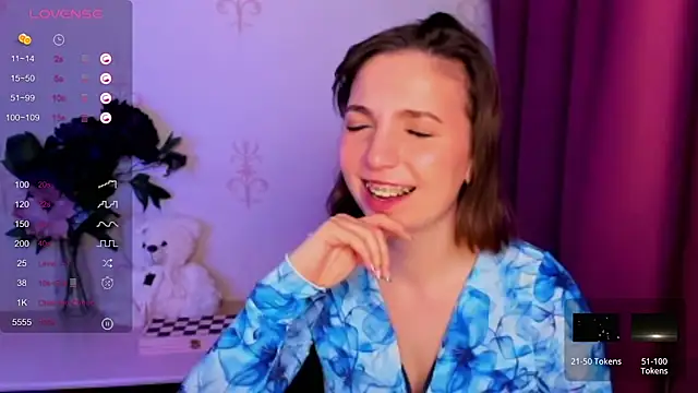 KindHazelHere_'s Live XXX Chat