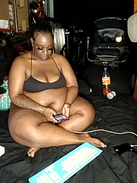 Chat XXX ao vivo de Thickkemzz41