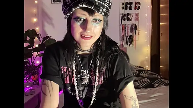 Chat +18 de ELENA_UMBRA ao vivo