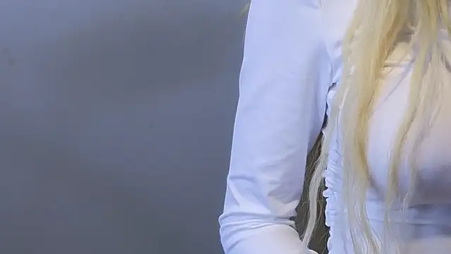 JuliaJuliette's Live XXX Chat