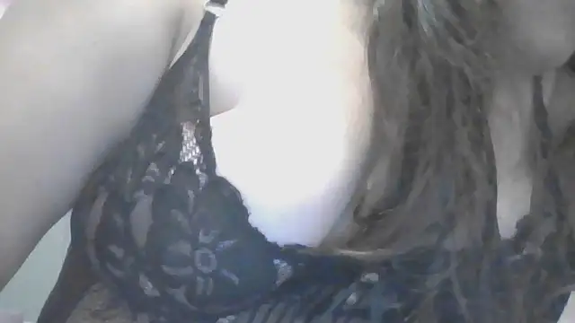 Maya_Manes live XXX chat