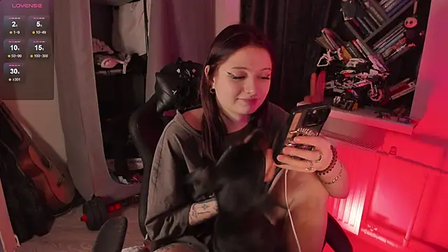 Melante 现场XXX聊天