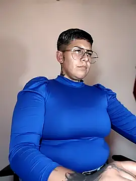 Yessi_rousse – Naživo XXX chat