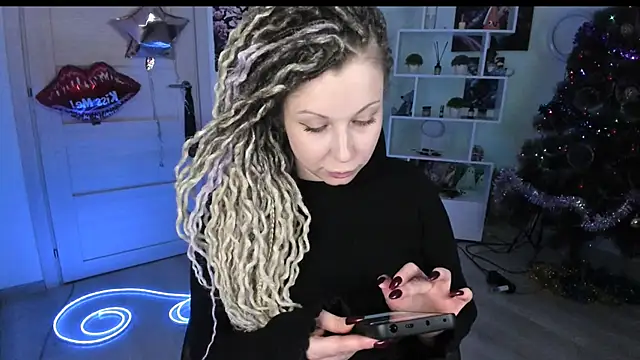 HoneySallyMoore's Live XXX Chat