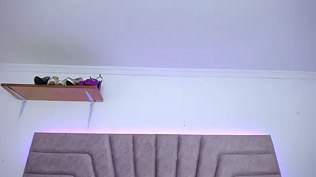 Alice-Owens' Live XXX Chat