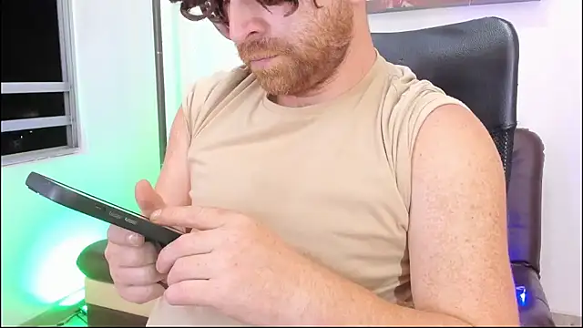 michacosio's Live XXX Chat