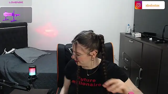 xxbbtaa's Live XXX Chat