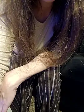 Jeannie_69_andahalf's Webcam Show